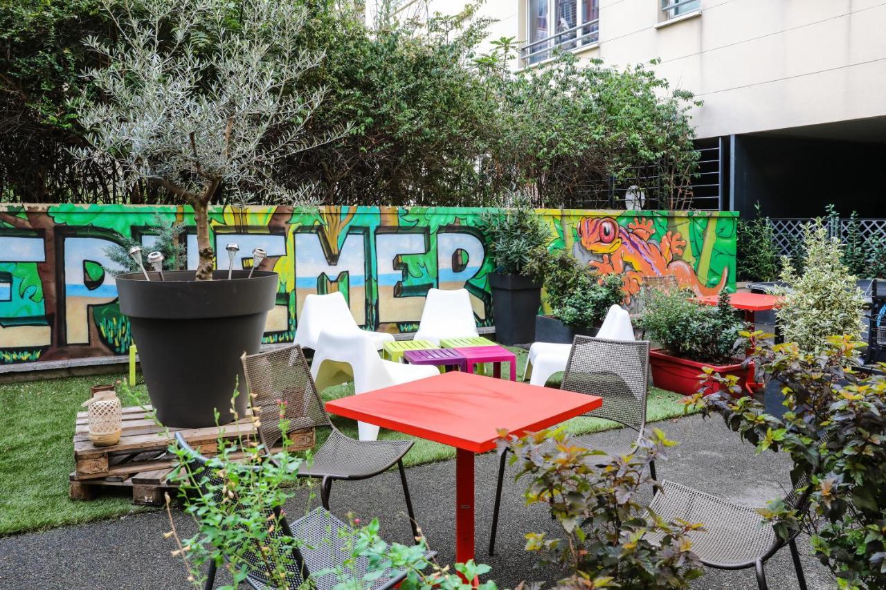 Ibis Paris Porte De Clichy Centre Exterior foto