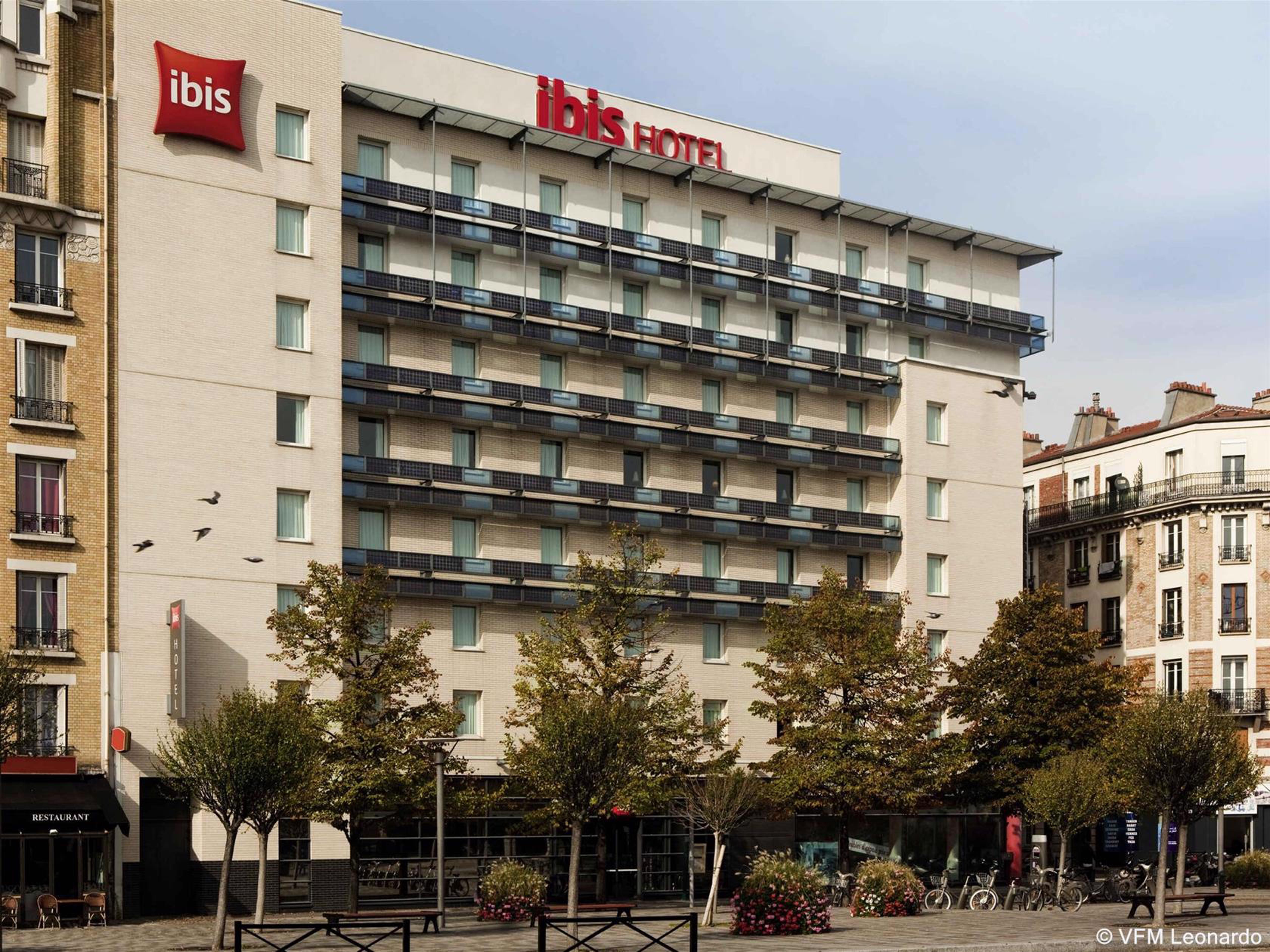 Ibis Paris Porte De Clichy Centre Exterior foto